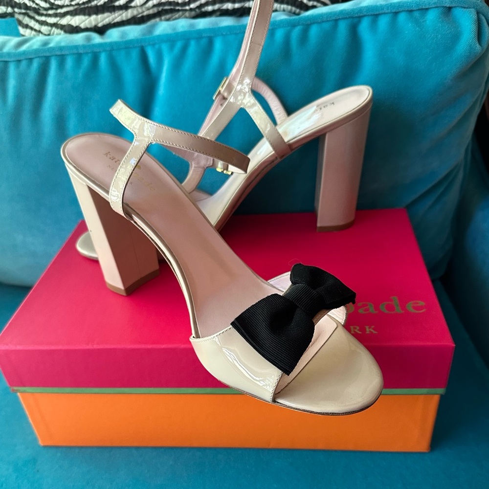 New in box Kate Spade Isabel Too Cream Patent 4 inch open toe heels size 11 m